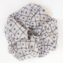 Load image into Gallery viewer, purple dot and line scrunchie