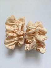 Load image into Gallery viewer, two creamy colour scrunchies