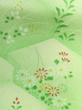 Load image into Gallery viewer, Cufflinks and Pocket Square - Green Floral