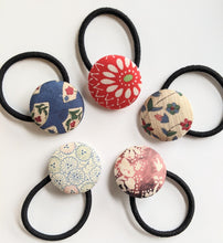 Load image into Gallery viewer, Silk Covered Button hair tie (Flower 5 variations)