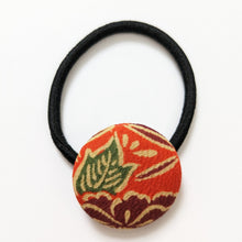 Load image into Gallery viewer, Silk Covered Button hair tie (Flower 6 variations)