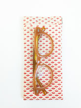 Load image into Gallery viewer, Red Japanese fans glasses case