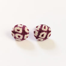 Load image into Gallery viewer, wine purple round stud earring
