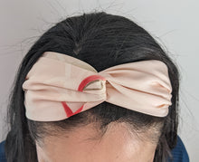 Load image into Gallery viewer, top view of the pink headband
