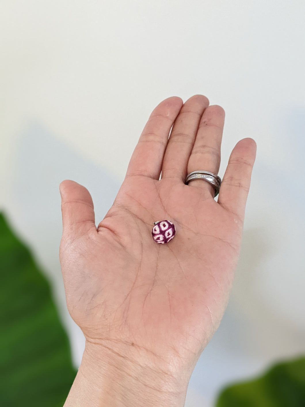 Shibori Button Earring - wine berry