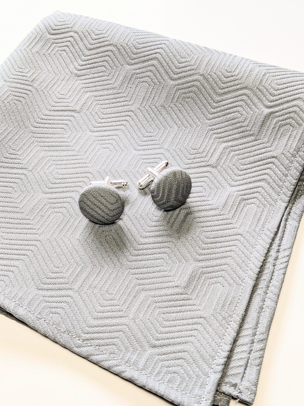 Cufflinks and Pocket Square - Gray