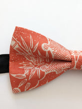 Load image into Gallery viewer, Silk Bow Tie - Pink orange bamboo
